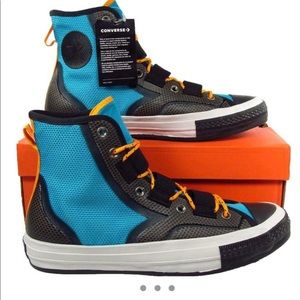 CONVERSE HIKETECH NEW size 10